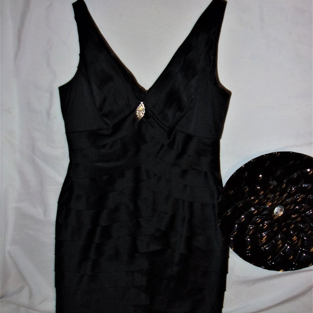womans 14 large black satin layered fun dress